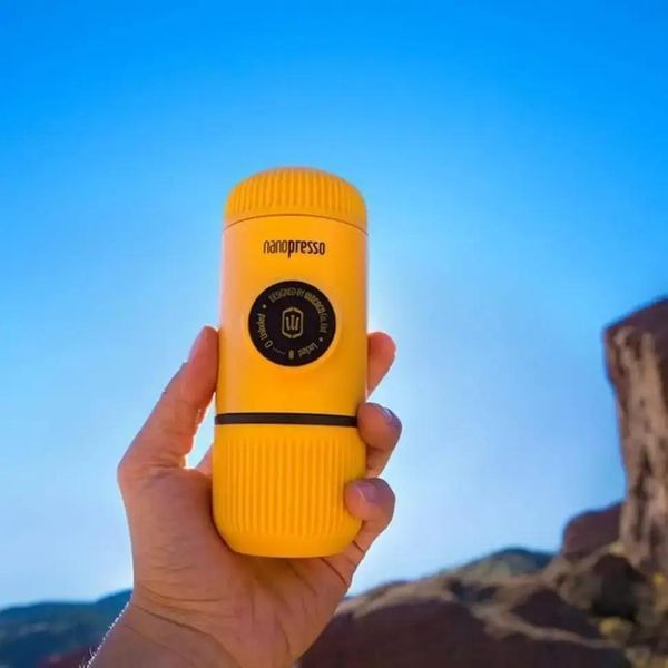 Кофеварка Wacaco Nanopresso портативная Желтая для молотого кофе WNANOYELLOW фото
