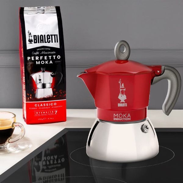 Гейзерная кофеварка Bialetti New Moka Induction Red на 6 чашек 280 мл для индукционной плиты красная 6946 фото