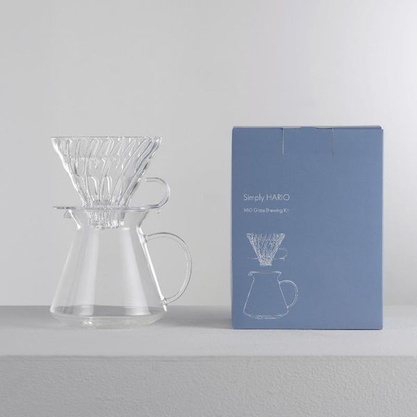 Hario V60 набор для приготовления кофе: стеклянный пуровер, мерная ложка, 40 фильтров S-VGBK-02-T фото