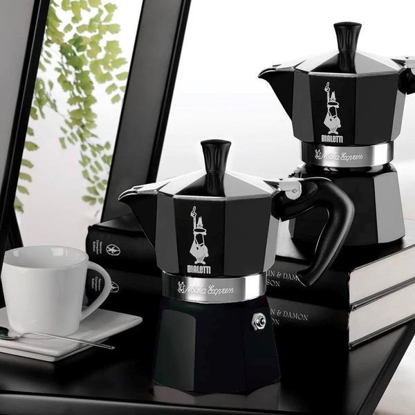 Гейзерна кавоварка Bialetti Moka Express Black (1 чашка - 60 мл) 0004951/NP фото