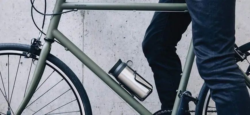 Термочашка Kinto Travel Tumbler 500 мл Черная туристическая питьевая металлическая 20946 фото