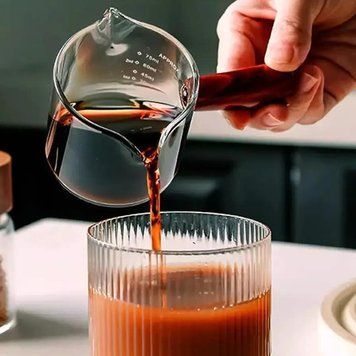 Стеклянный джаг с ручкой для приготовления кофе 100 мл молочник мерный прозрачный G4005 фото