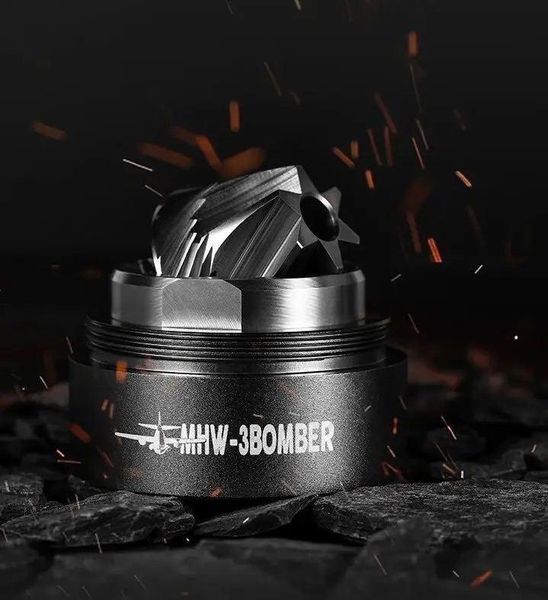 Ручна кавомолка алюмінієва MHW-3BOMBER Racing M1 Світле срібло, зі сталевими жорнами, механічна, з регулюванням помолу G5896S фото