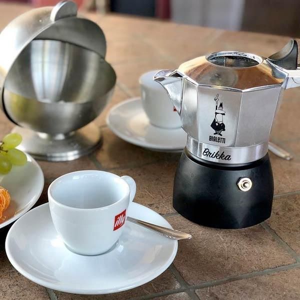 Гейзерная кофеварка Bialetti Brikka New на 2 чашки 100 мл из алюминия для кофе с клапаном для пенки 7312 фото