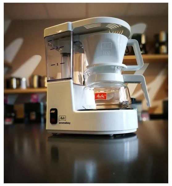 Фильтровая кофеварка Melitta Aromaboy Белая 2 чашки 310 мл капельная для заваривания кофе 1015-01 фото