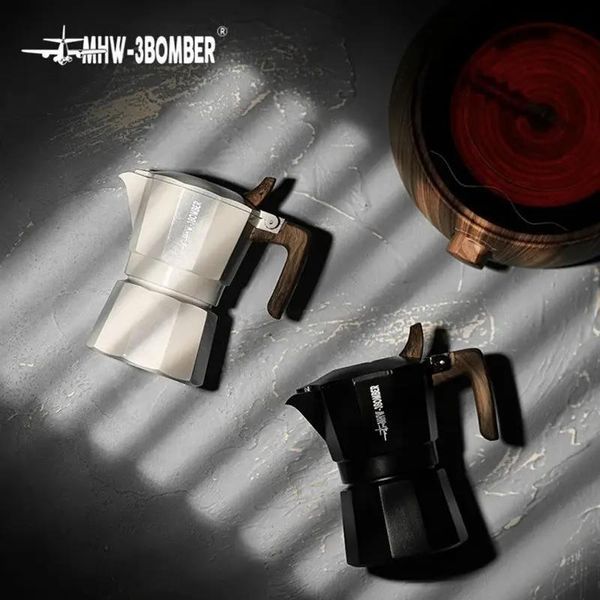 Гейзерна кавоварка мока алюмінієва MHW-3BOMBER Double Valve Moka Pot 4 cup Чорна, 180 мл, на 4 порції M5888B фото