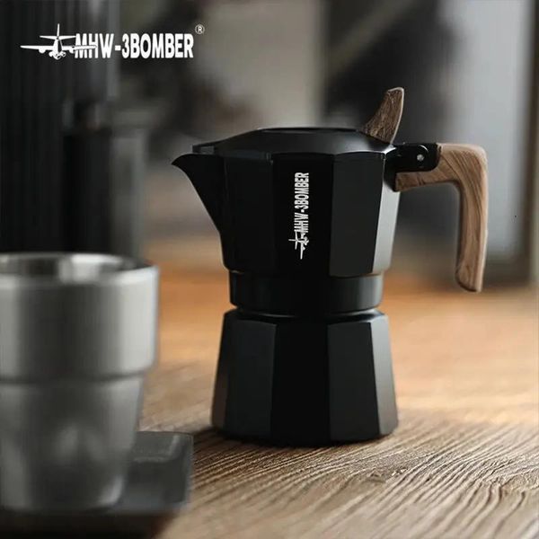 Гейзерна кавоварка мока алюмінієва MHW-3BOMBER Double Valve Moka Pot 4 cup Чорна, 180 мл, на 4 порції M5888B фото