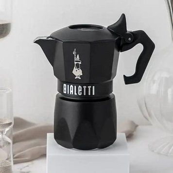 Гейзерна кавоварка з клапаном для пінки Bialetti Brikka Exclusive на 2 чашки для кави алюмінієва Чорна 0009071 фото