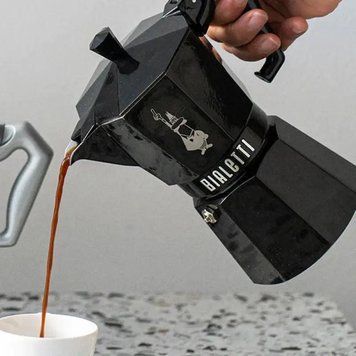 Гейзерна кавоварка Bialetti Moka Express Exclusive Black (6 чашок - 270 мл) 9066 фото