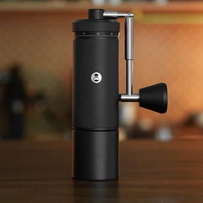 Ручная кофемолка Timemore Chestnut S3 Grinder регулировкой уровня помола, с коническими стальными жерновами, а S3-Matt Black фото